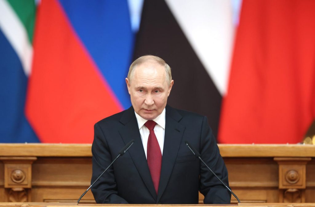 VTsIOM: il livello di fiducia in Putin è superiore al&nbsp;79%